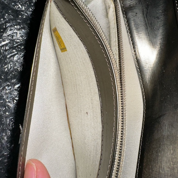 Chanel Metallic CC Logo Long Bifold Flap Wallet - Picture 5 of 12